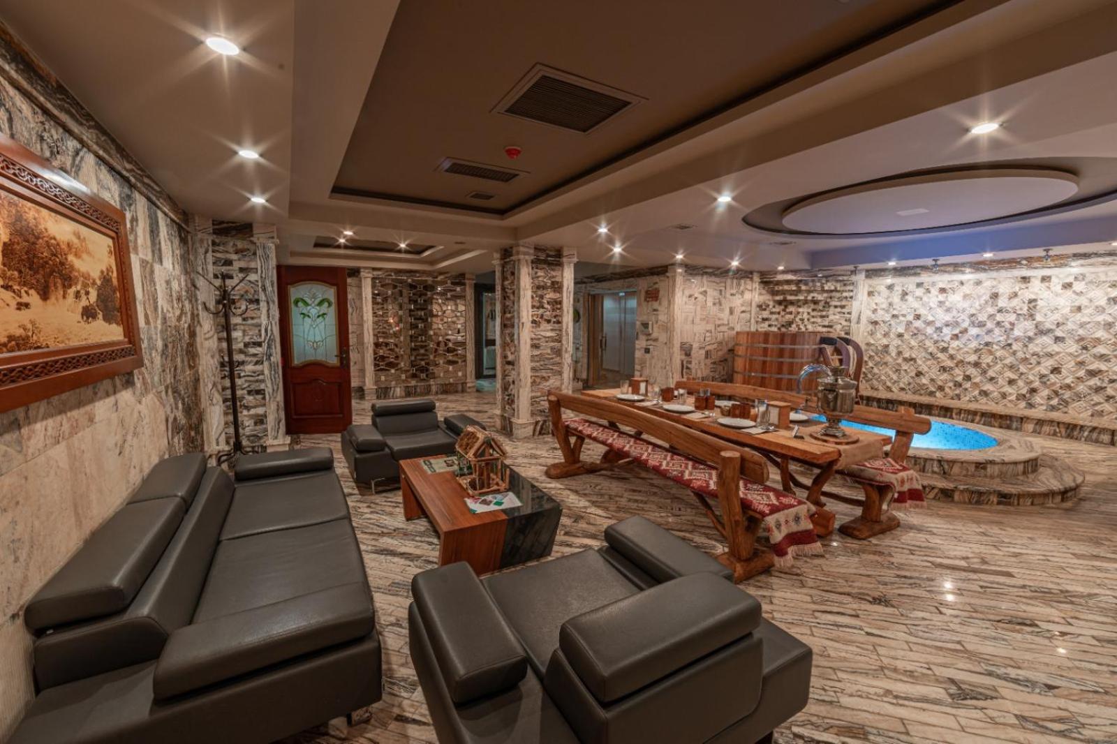 Green City Resort Hotel Baku Exterior photo