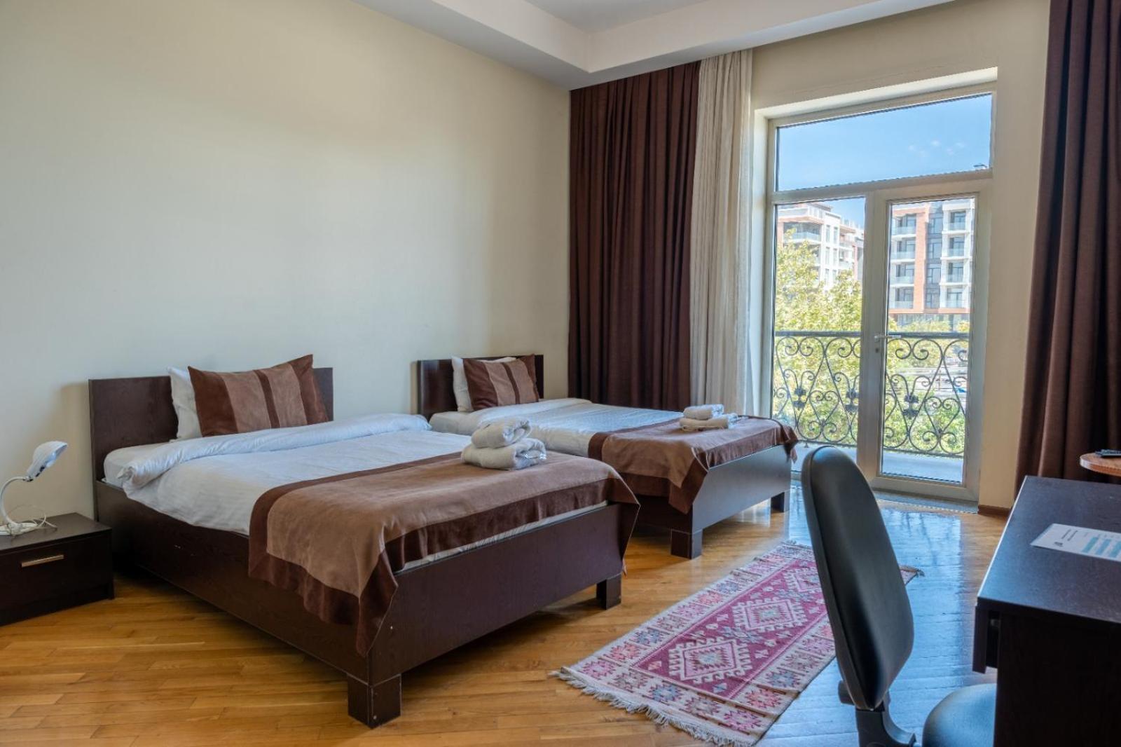 Green City Resort Hotel Baku Exterior photo